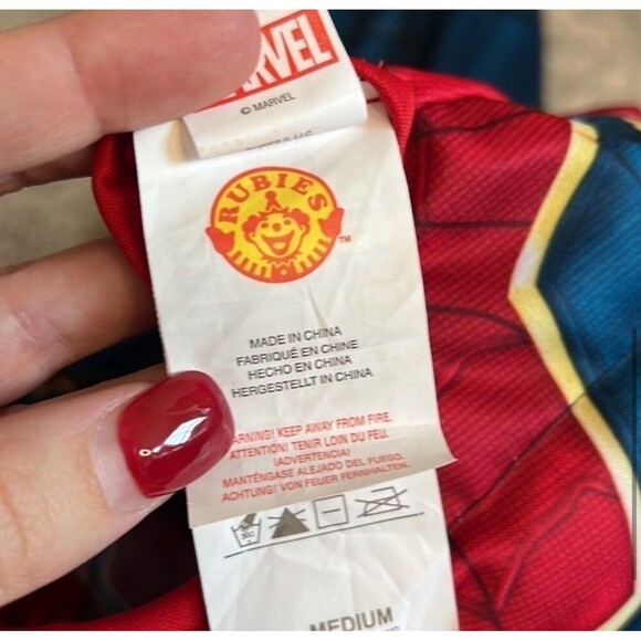 Avengers Iron Spider Kids Costume - Picture 6 of 7